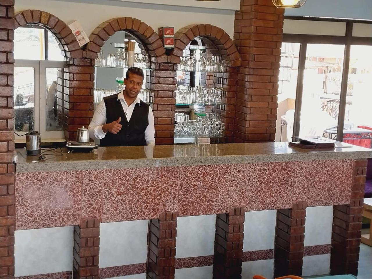 Merry Land Hotel & Roof Top Nile Restaurant Luxor Luaran gambar
