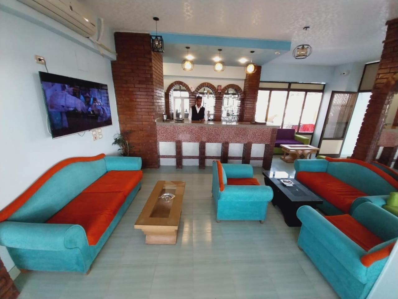 Merry Land Hotel & Roof Top Nile Restaurant Luxor Luaran gambar