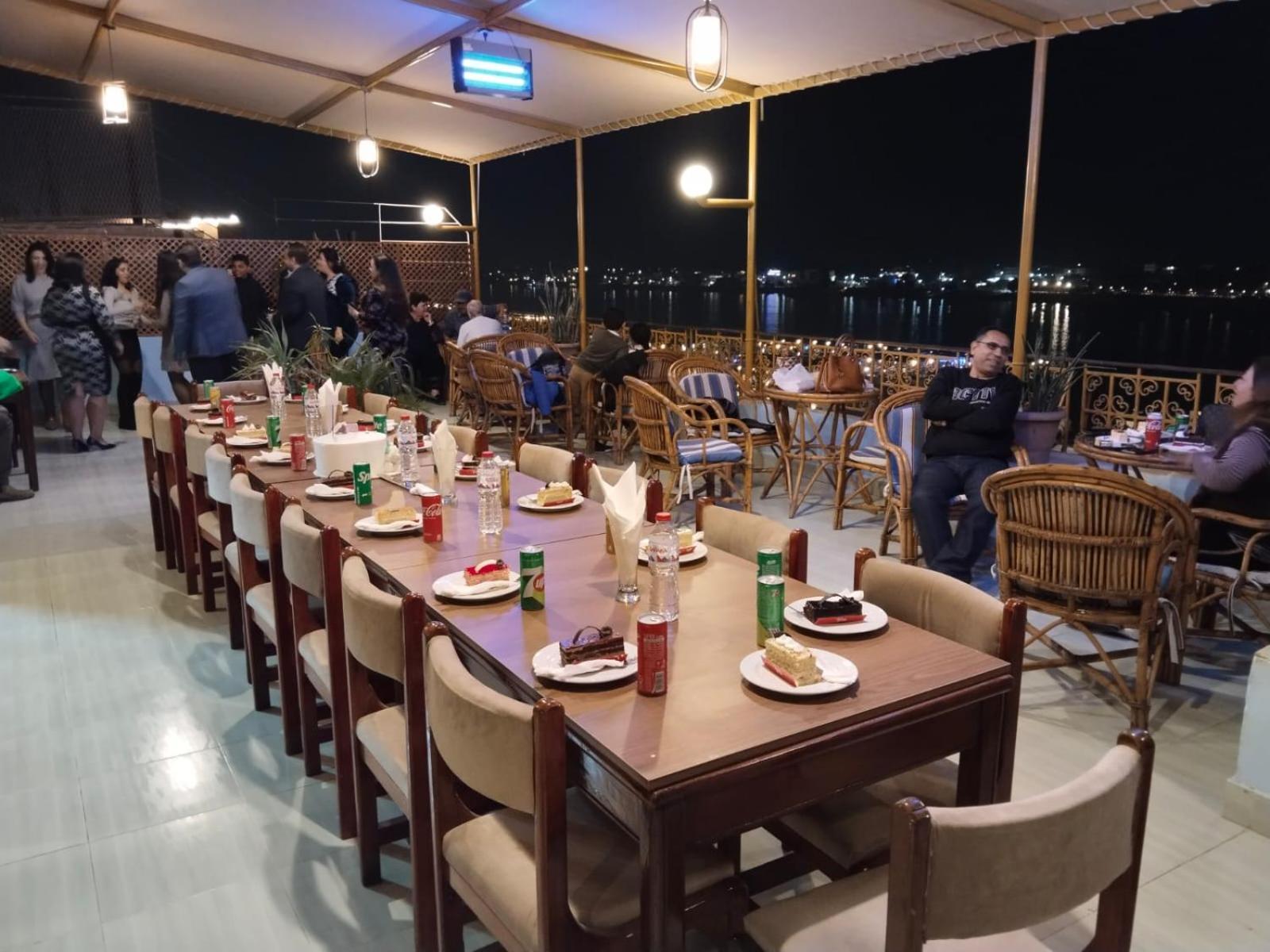 Merry Land Hotel & Roof Top Nile Restaurant Luxor Luaran gambar