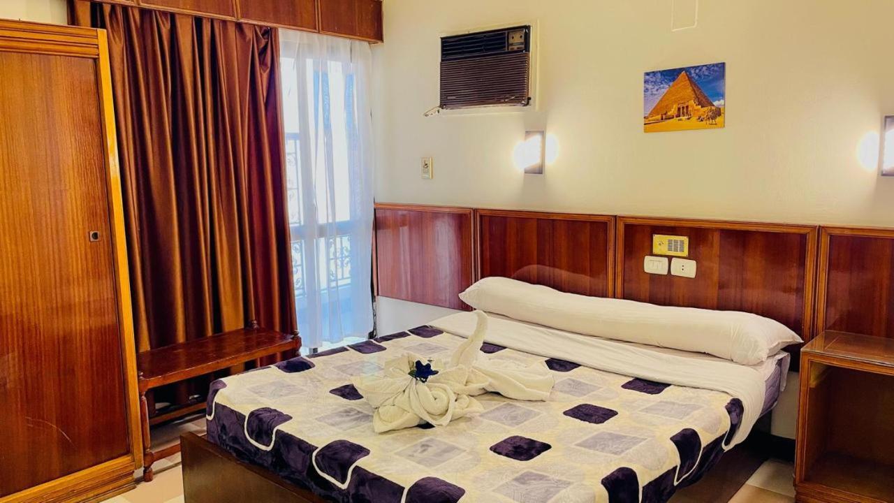 Merry Land Hotel & Roof Top Nile Restaurant Luxor Luaran gambar